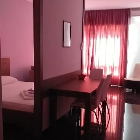 公寓 Dream House *