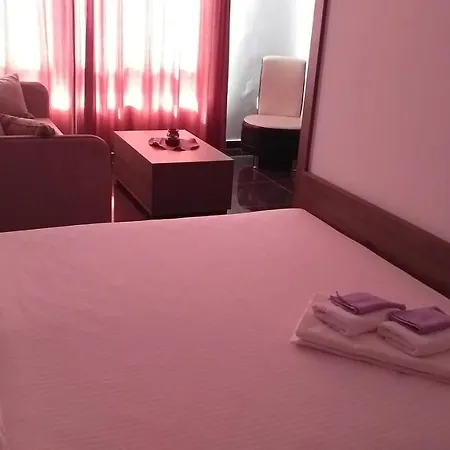 Dream House 公寓 *